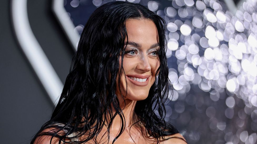 Анджелина джоли смеется. Katy perry 2023. Анджелина джоли ржет. Американские певицы фолка. Кэти перри певица сейчас.