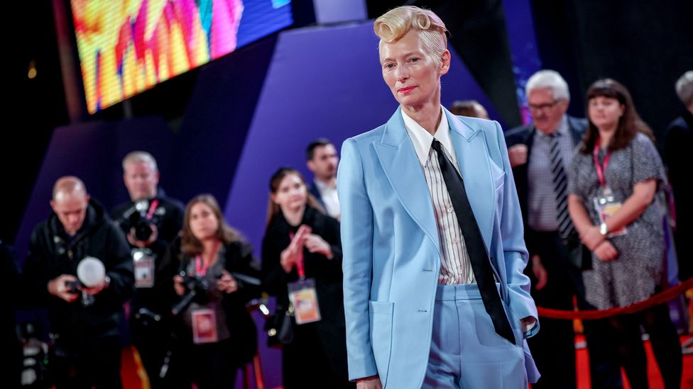 Burada Bella Freud kostümüyle görülen Tilda Swinton İngiliz tasarımcının hayranları arasında (Kaynak: Getty Images)