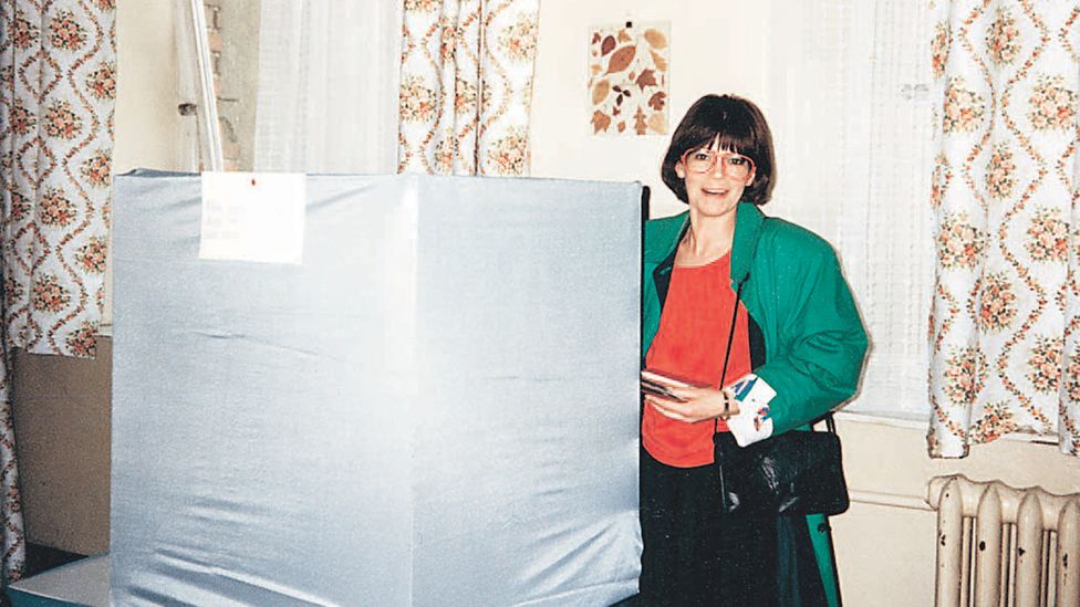 Environmental activist Gisela Kallenbach casts her vote in May 1990 in East Germany, in her first free local election (Credit: Gisela Kallenbach) Environmental activist Gisela Kallenbach casts her vote in May 1990 in East Germany, in her first free local election (Credit: Gisela Kallenbach)
