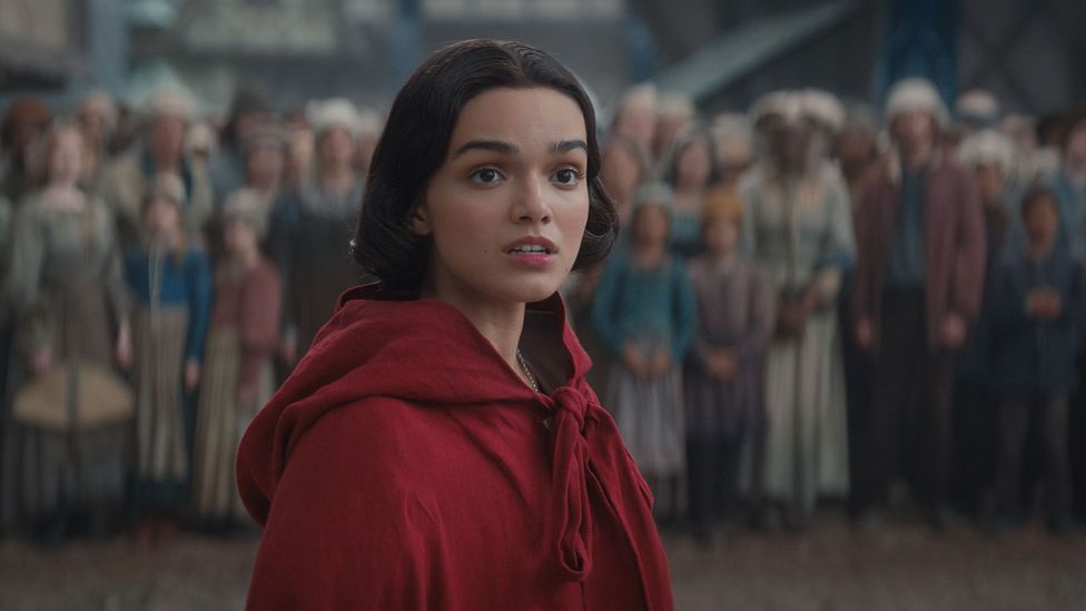 A still of Rachel Zegler as Snow White in Snow White (2025) (Credit: Disney)