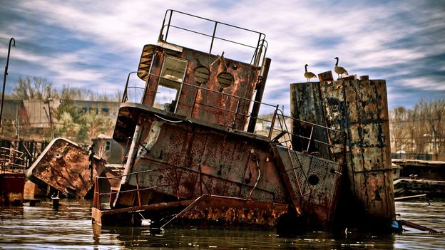 How climate change is threatening New York's shipwrecks - BBC News