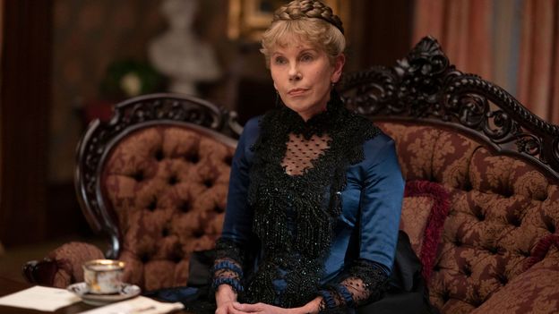 The Gilded Age is another hit from Downton Abbey’s writer – BBC News
