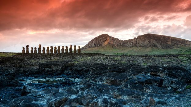 the-walking-statues-of-easter-island