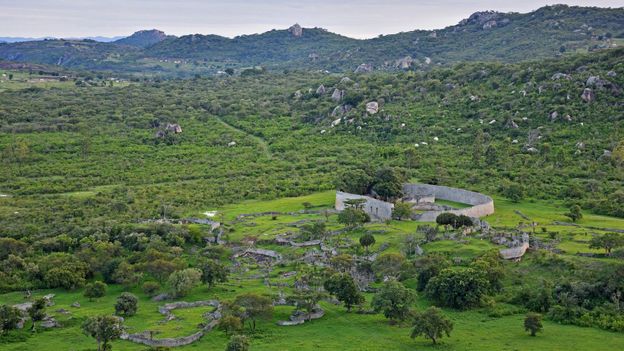 the-ancient-remains-of-great-zimbabwe