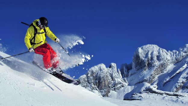 How climate change threatens to close ski resorts - BBC
